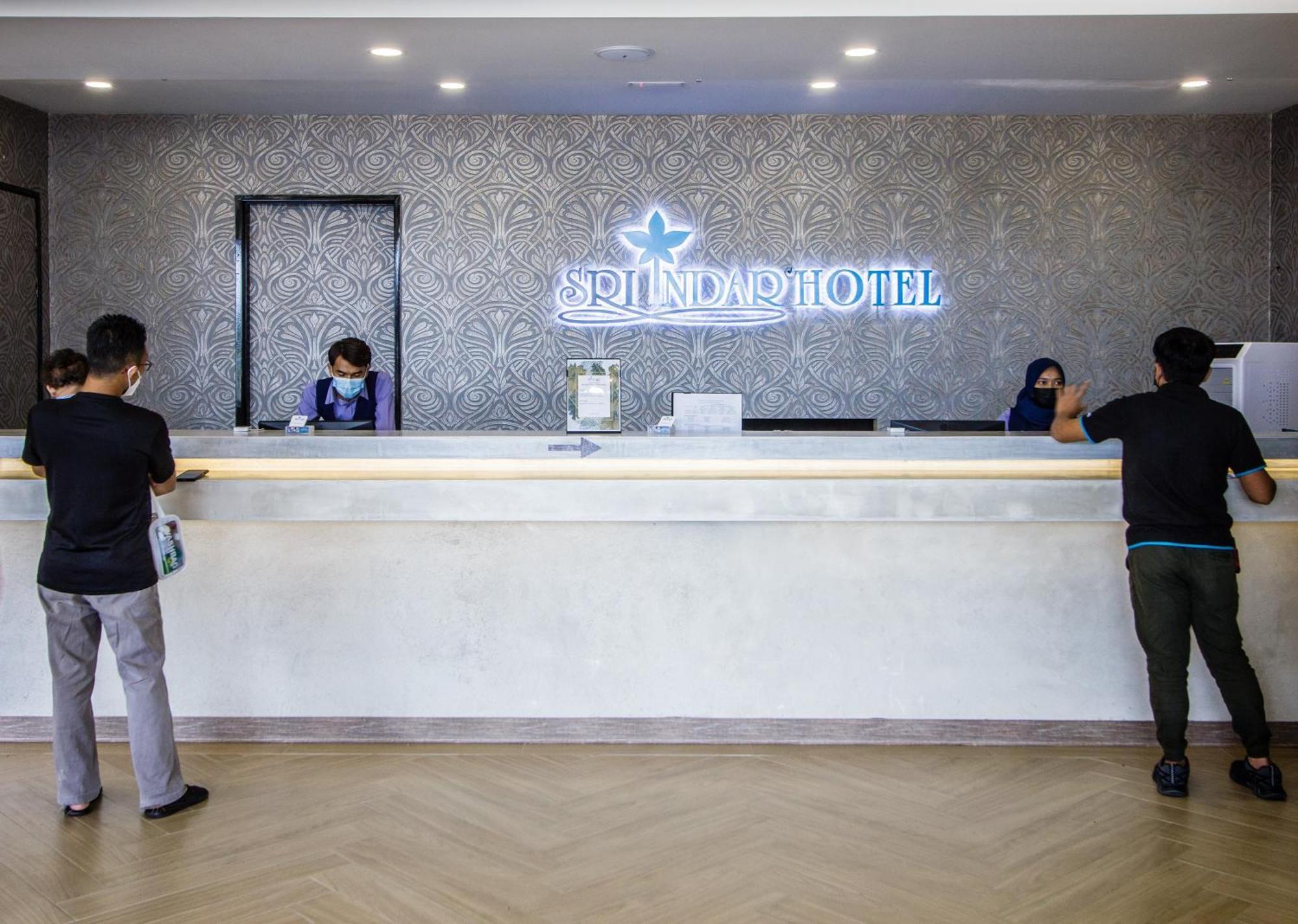 Sri Indar Hotel & Suites Parit Buntar Eksteriør bilde